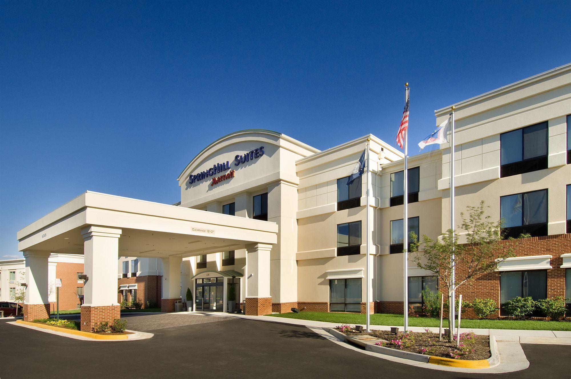 Springhill Suites Alexandria Exterior photo